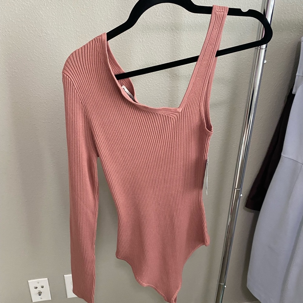 Mauve Abercrombie cutout long sleeve bodysuit - NWT, medium